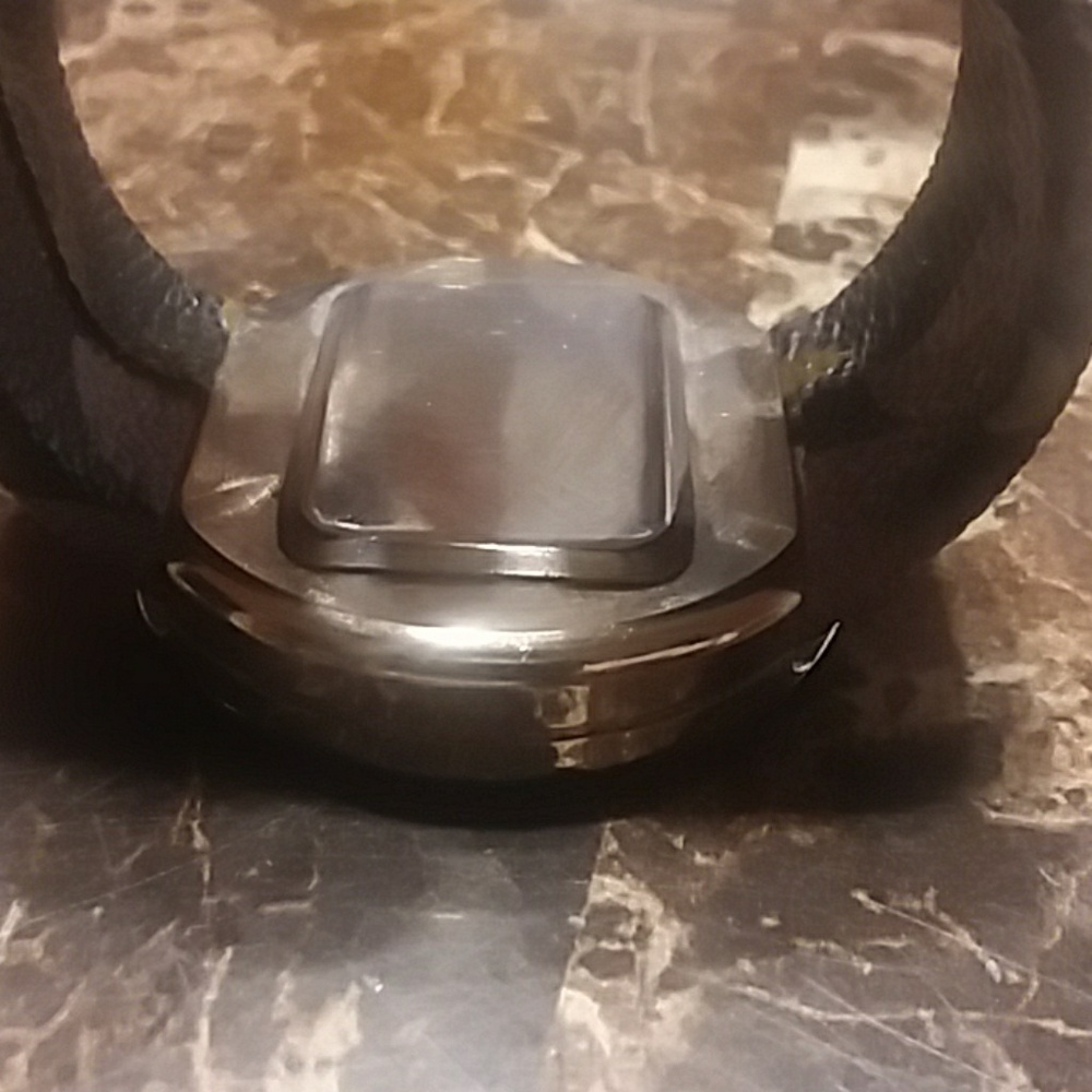 Watch - Picture 2 of 4